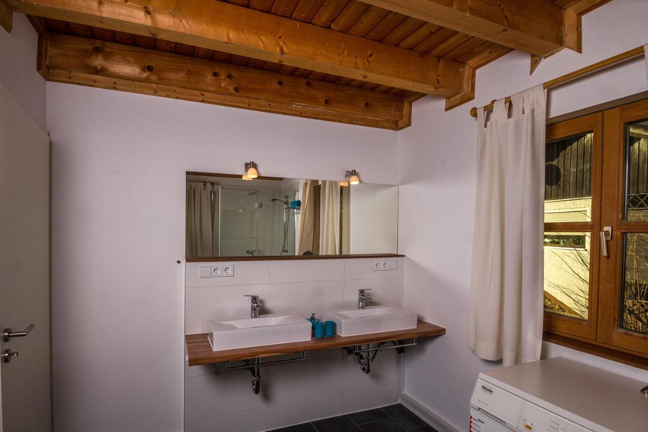 Chalet Am Bach Бад-Бирнбах Номер фото